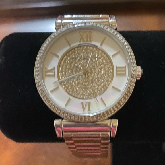 Michael Kors Silver Watch - Picture 2 of 5